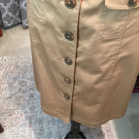 Jones New York Khaki Skirt - Picture 4 of 7